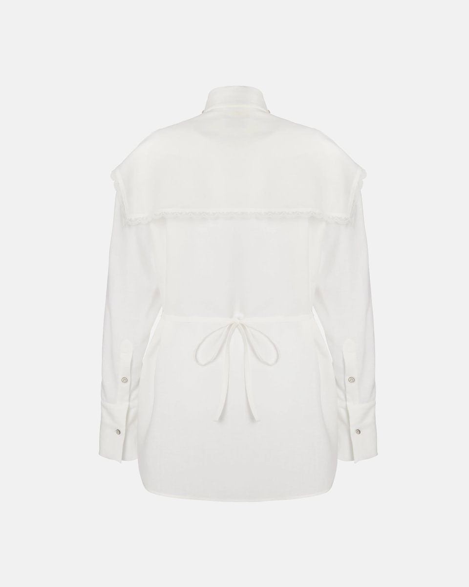 LONGLINE SHIRT IN WHITE