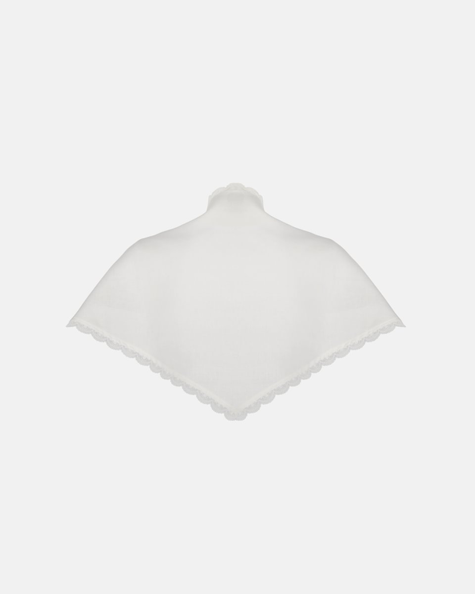 LACE SCARF IN WHITE